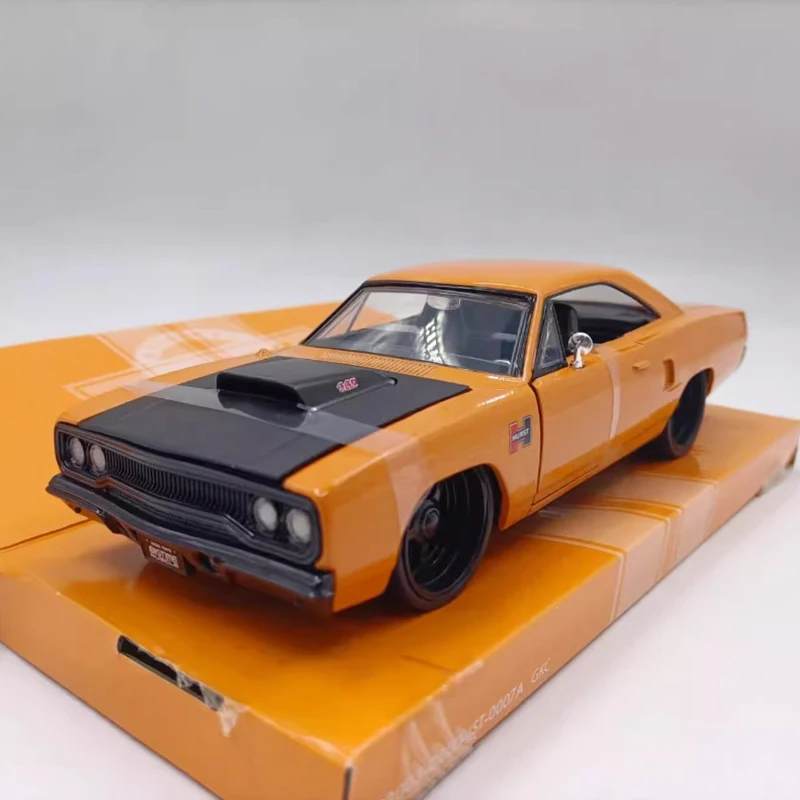 Jada 1:24 Plymouth/Supra/Eclip - Model Kit Lamborghini 评论和价格